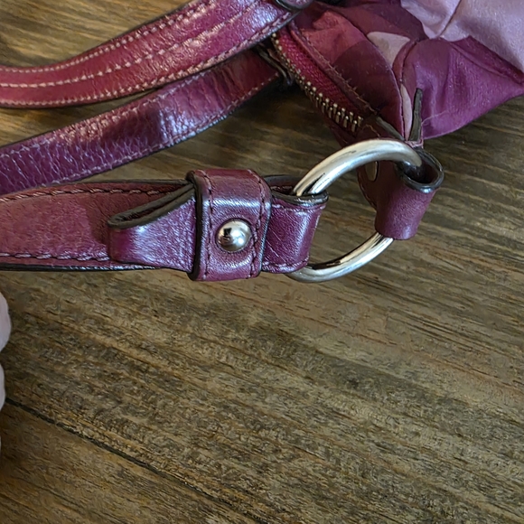 Coach Poppy - Picture 7 of 11